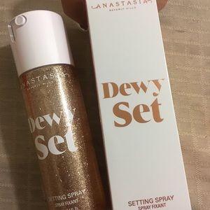 Anastasia Beverly Hills Makeup - Anastasia Beverly Hills dewy spray Anastasia Beverly Hills Makeup - Anastasia Beverly Hills dewy spray